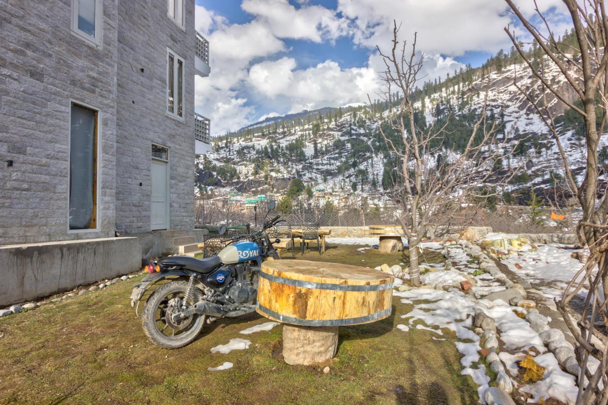 La Aero Resort Home In Snow Mountains Manāli Kültér fotó