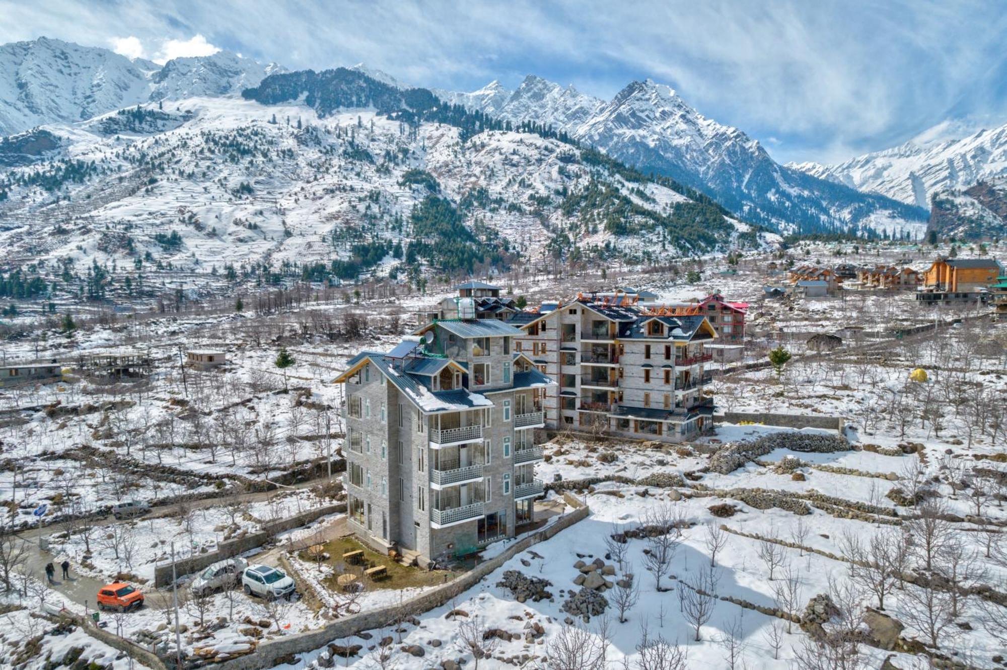 La Aero Resort Home In Snow Mountains Manāli Kültér fotó