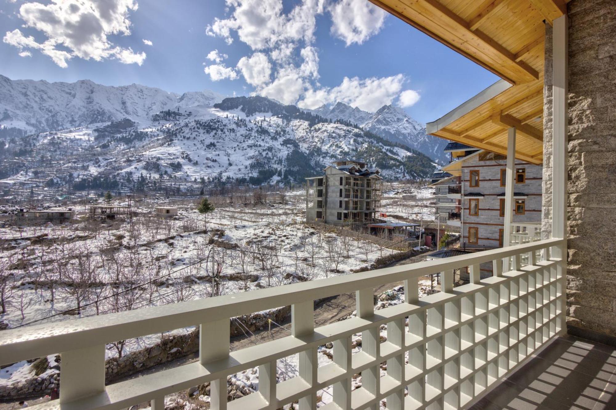 La Aero Resort Home In Snow Mountains Manāli Kültér fotó