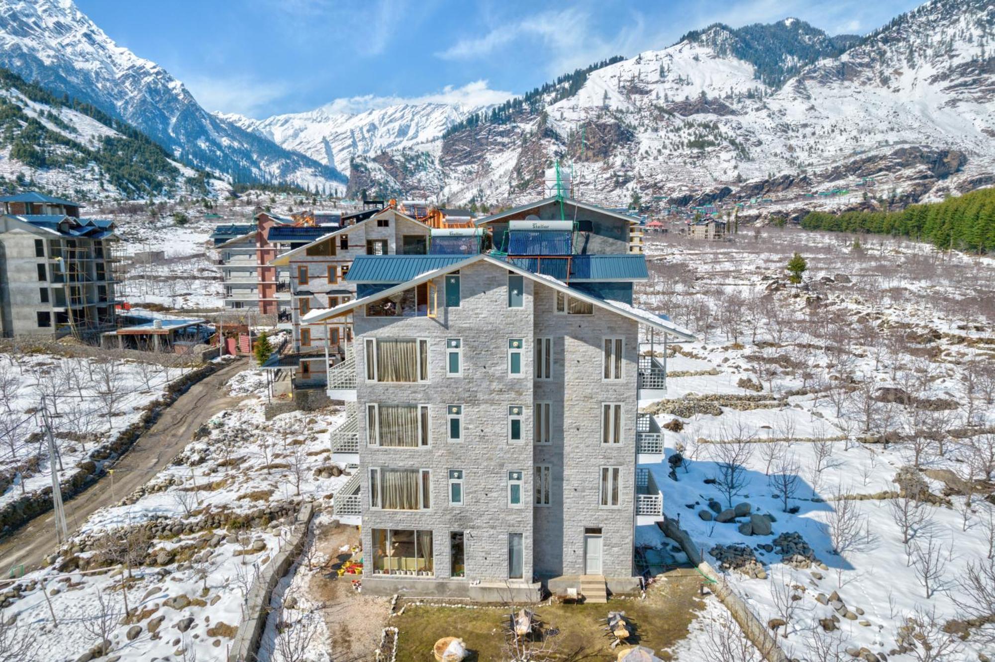 La Aero Resort Home In Snow Mountains Manāli Kültér fotó